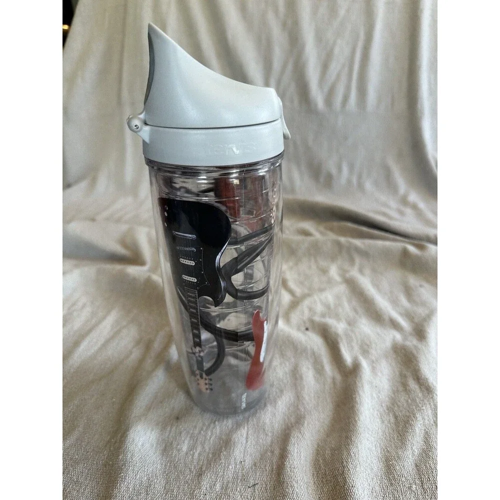 Tervis 24 oz. Guitars Rock Country Band Tumbler with Lid